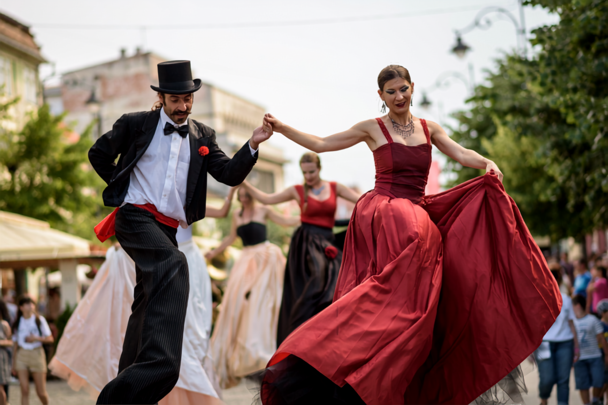danza sui trampoli